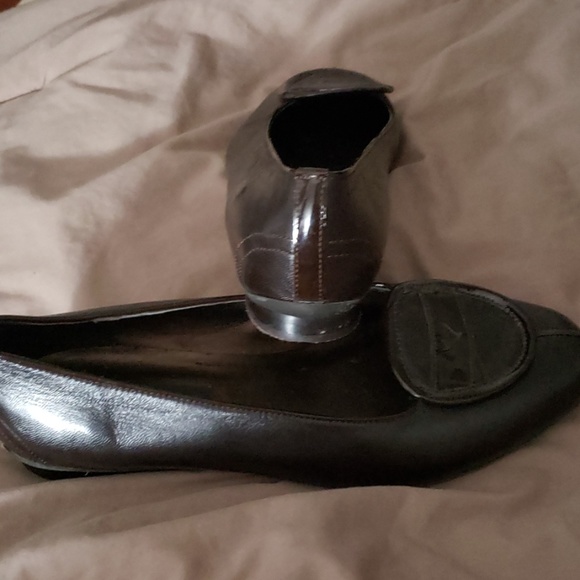 Vaneli Brown Leather Flats, Patent Leather Accent, - Picture 2 of 6